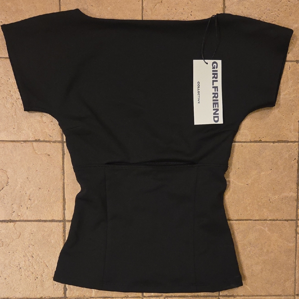 NWT Girlfriend Collective Black Bea Baby Tee